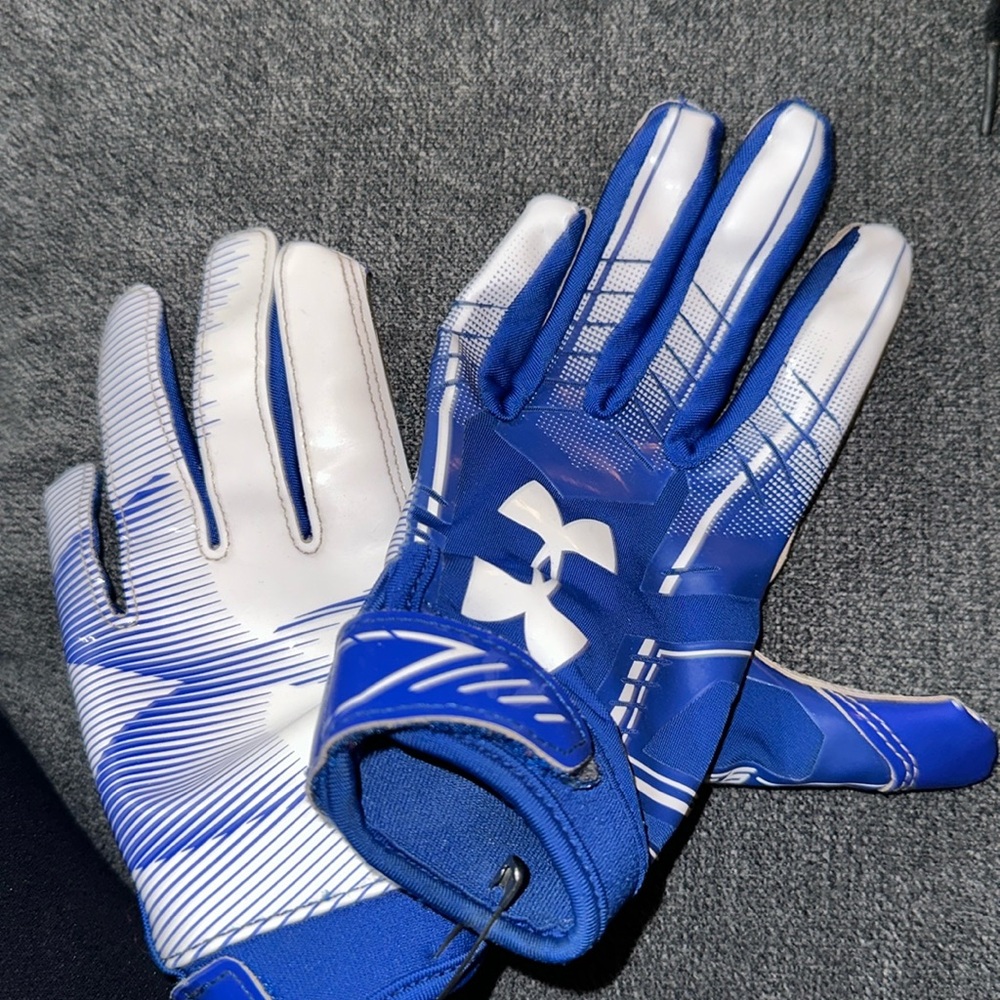 Football kid gloves